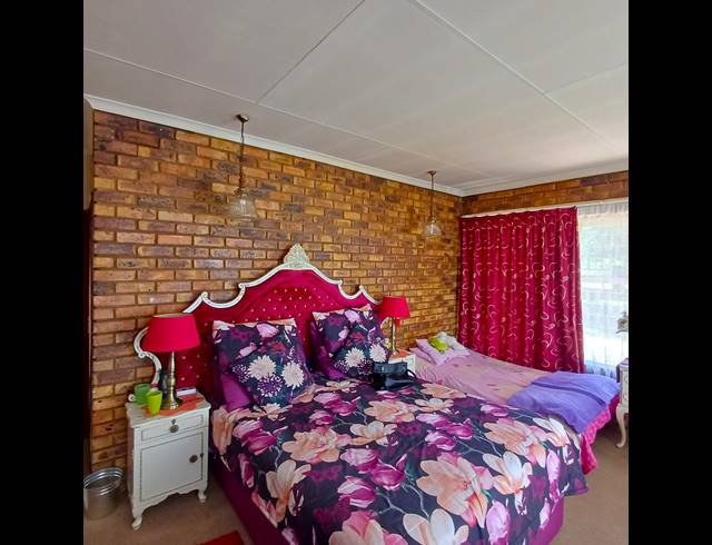 6 BEDROOM HOUSE FOR SALE IN MEYERTON SOUTH